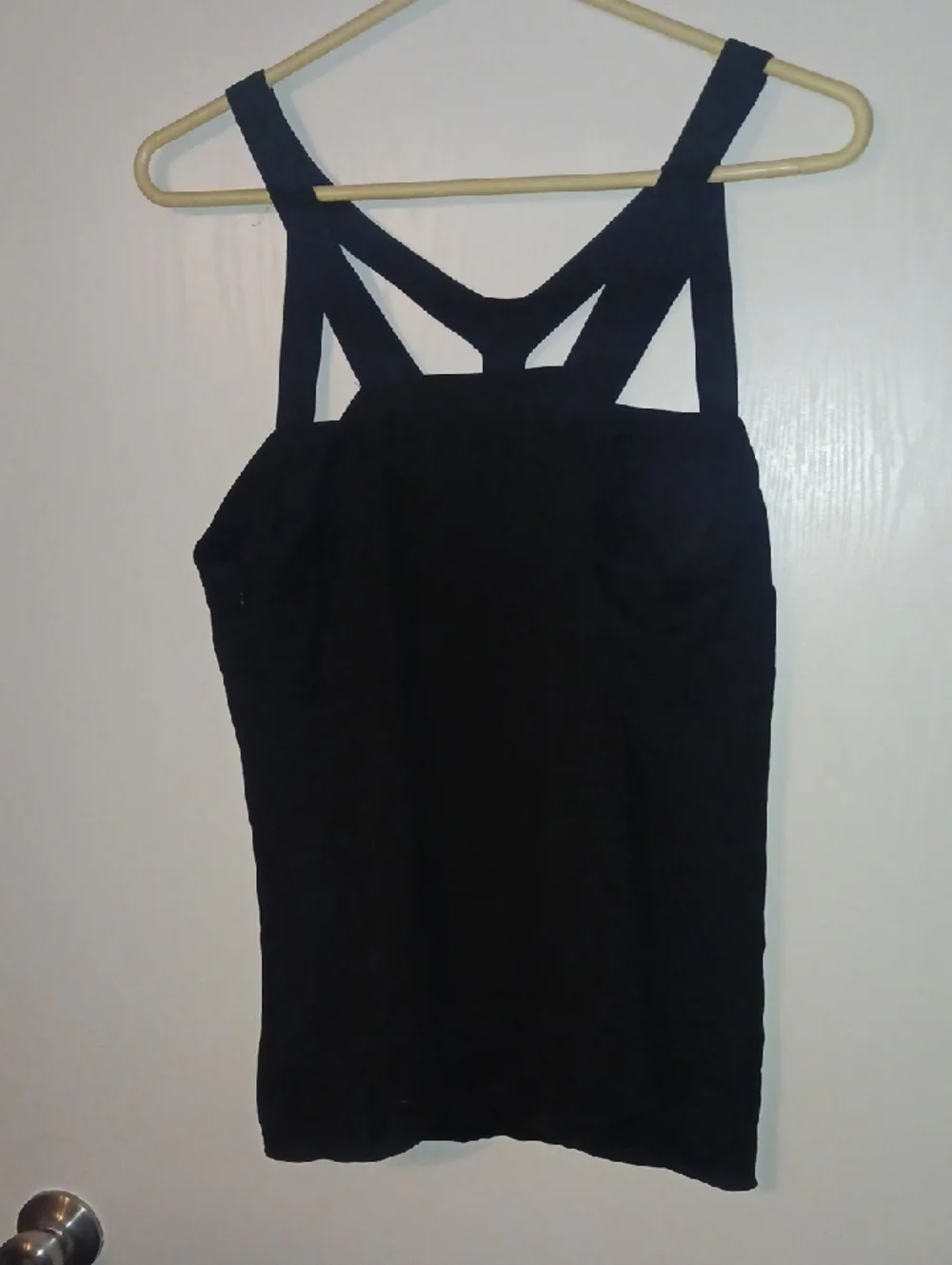 Banana Republic Black Strappy Tank Top - Picture 4 of 4